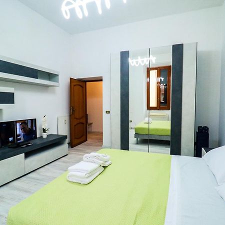 Casa Angelina - Appartamento Zona Sangiovanni 로마 외부 사진